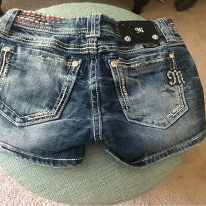 Miss Me shorts size 28